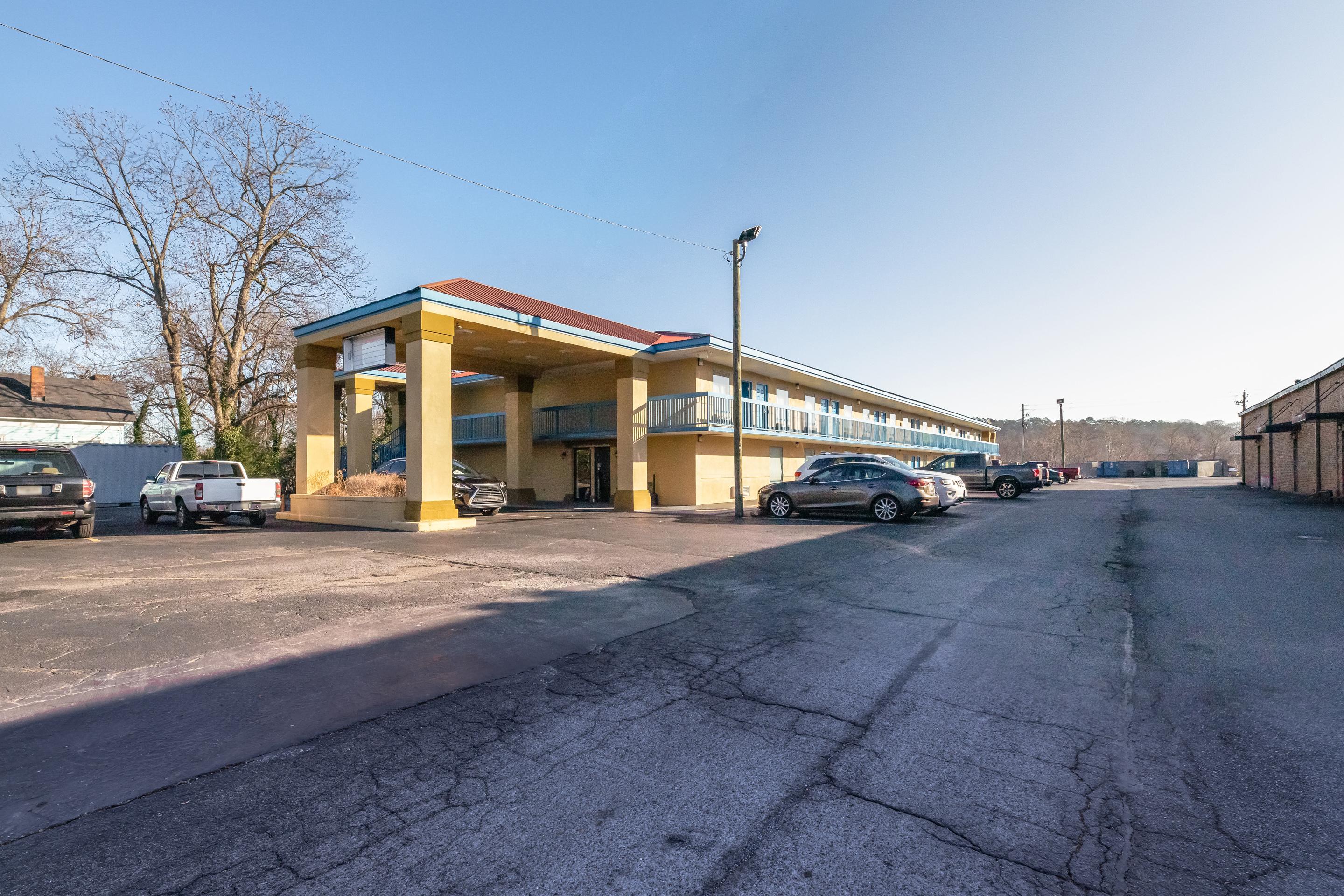Oyo Hotel Rome Ga Historic District Exterior photo
